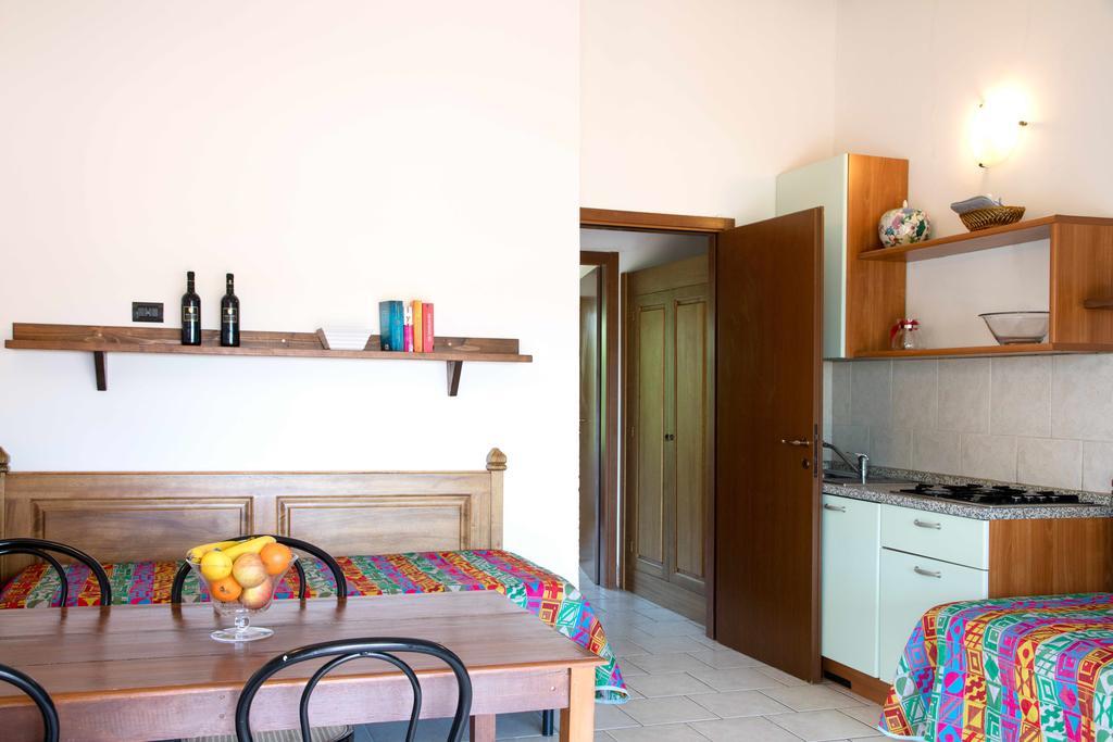 Il Borgo Centro Vacanze Guardistallo Extérieur photo